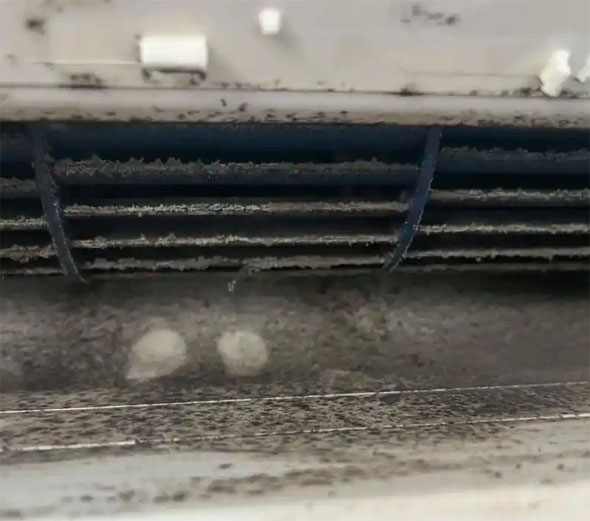 澄城空调吹的风有股烧焦味是怎么回事